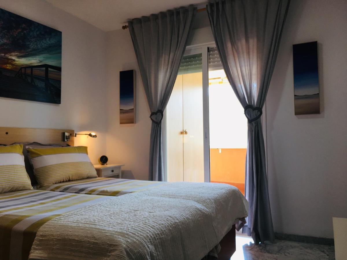 44 Calle San Miguel Apartment Fuengirola Bagian luar foto